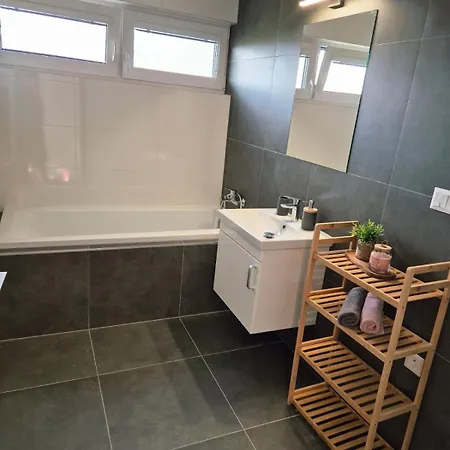 Pb Comfort - 2bedrooms & Free Parking